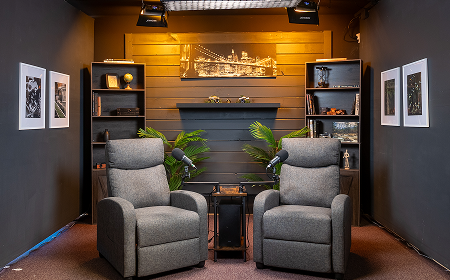 Studio 2 -  In-Studio Photoshoot (headshots or thumbnails)